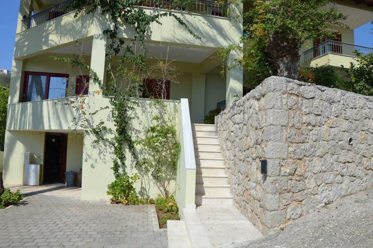 Spiti Portokali Apartamento Epidaurus Exterior foto